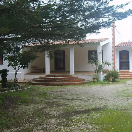 Garden Lucia * Λέτσε